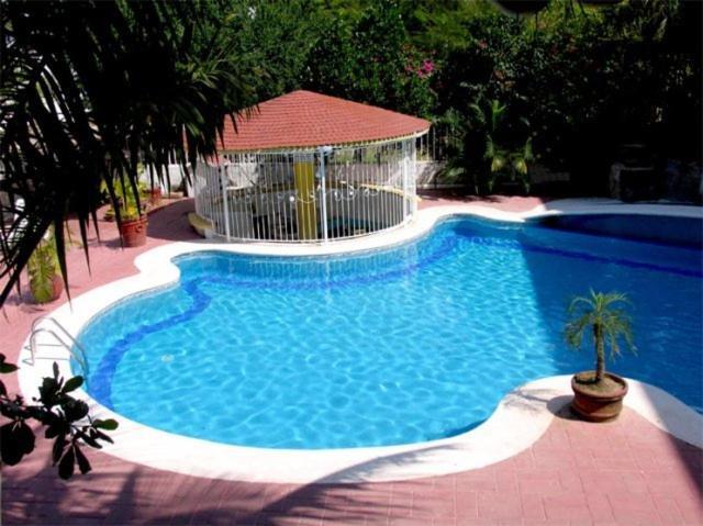 Hotel Y Suites Bugambilias Ринкон де Гуаябитос Екстериор снимка